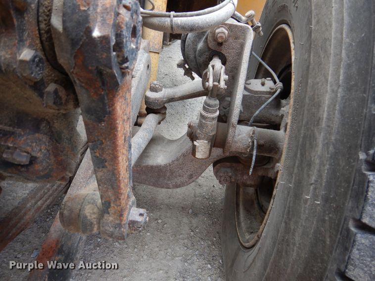 image for item KP9400 2001 International 4900  dump truck