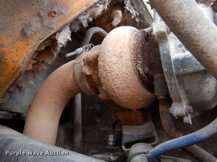 image for item KP9400 2001 International 4900  dump truck