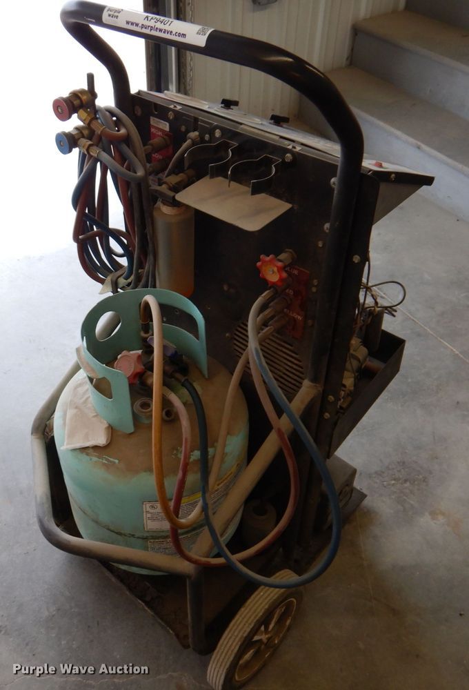 image for item KP9401 Robinair 34700  AC charging unit