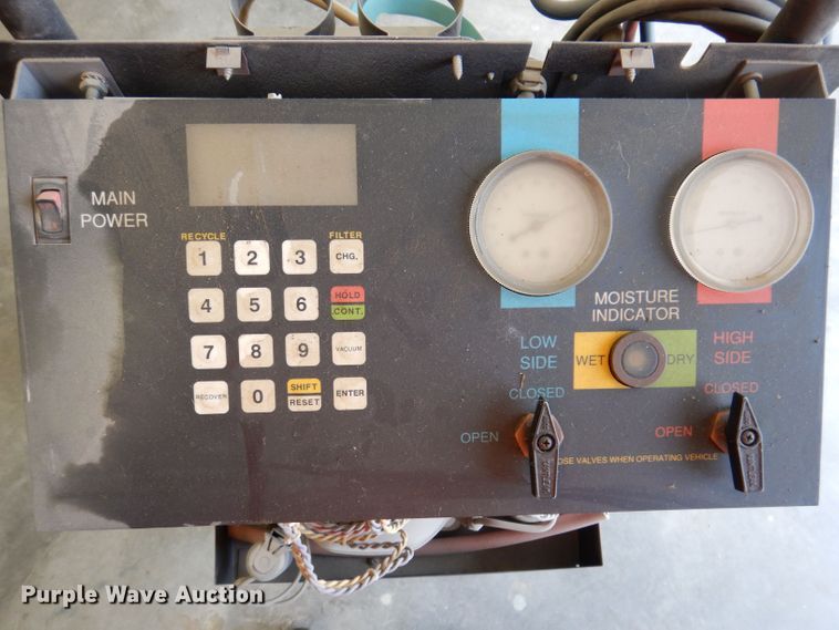 image for item KP9401 Robinair 34700  AC charging unit