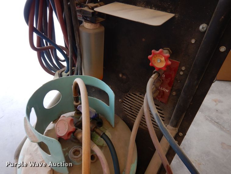 image for item KP9401 Robinair 34700  AC charging unit