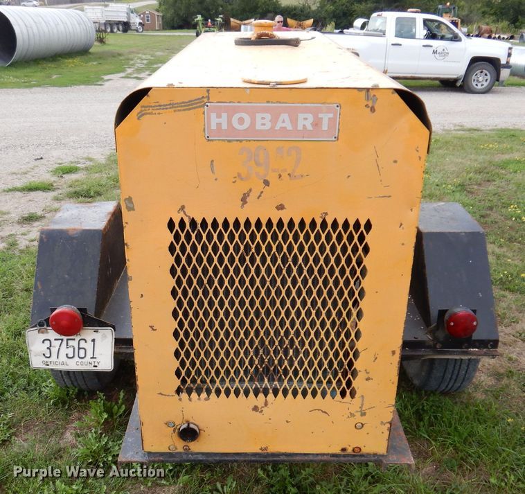 image for item KP9405 Hobart WL4942  welder/generator