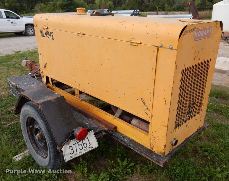 image for item KP9405 Hobart WL4942  welder/generator