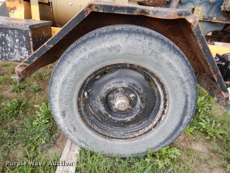 image for item KP9405 Hobart WL4942  welder/generator