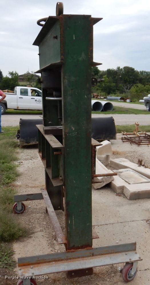 image for item KP9406 Atlas 70H  hydraulic press