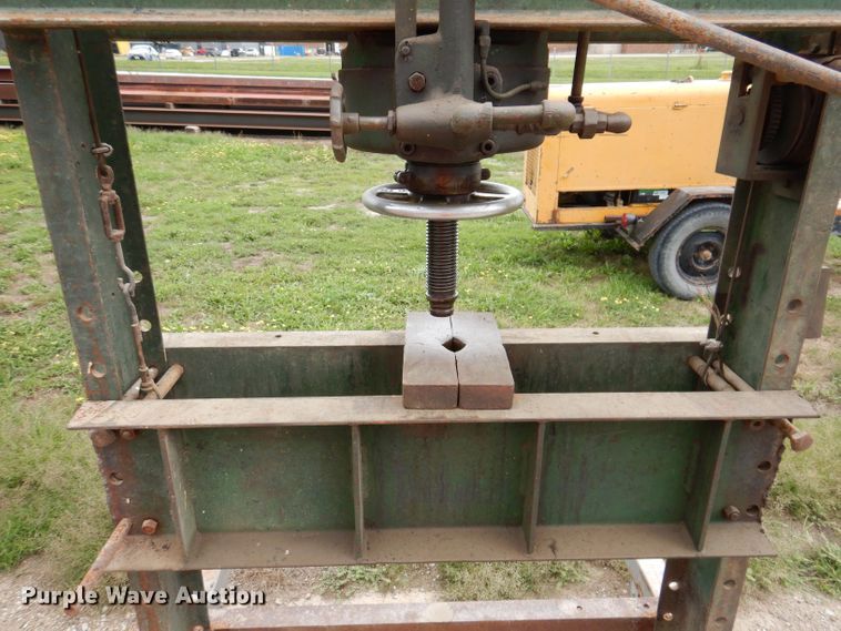 image for item KP9406 Atlas 70H  hydraulic press