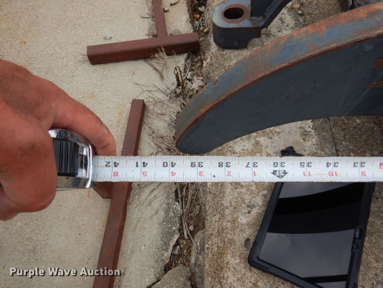 image for item KP9415 Gradall  tree shear