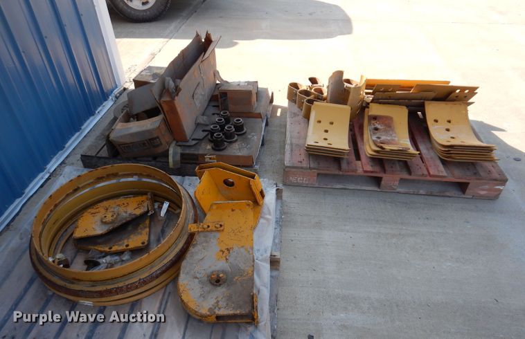 image for item KP9420 Caterpillar  motor grader parts