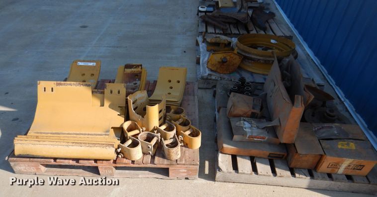 image for item KP9420 Caterpillar  motor grader parts