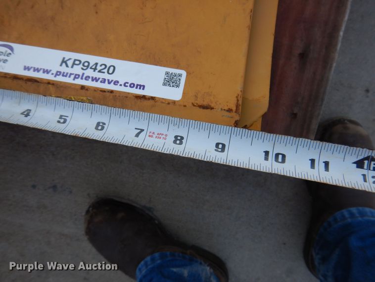 image for item KP9420 Caterpillar  motor grader parts