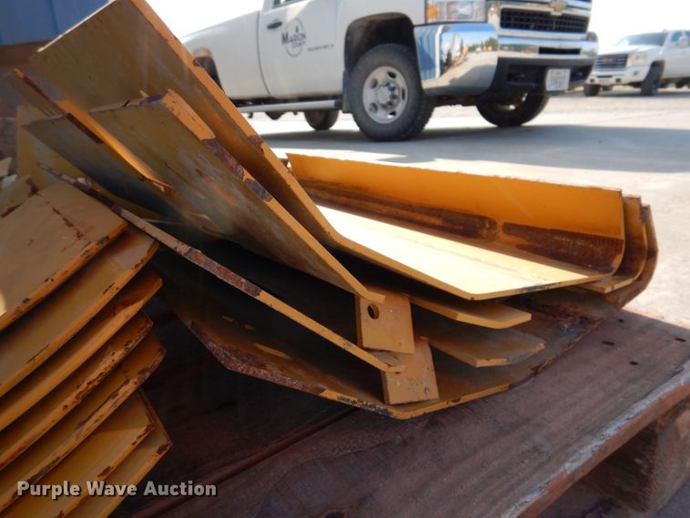 image for item KP9420 Caterpillar  motor grader parts