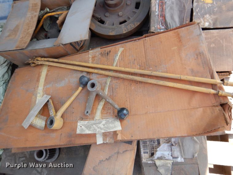 image for item KP9420 Caterpillar  motor grader parts