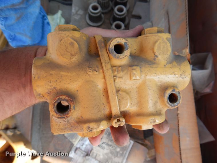 image for item KP9420 Caterpillar  motor grader parts