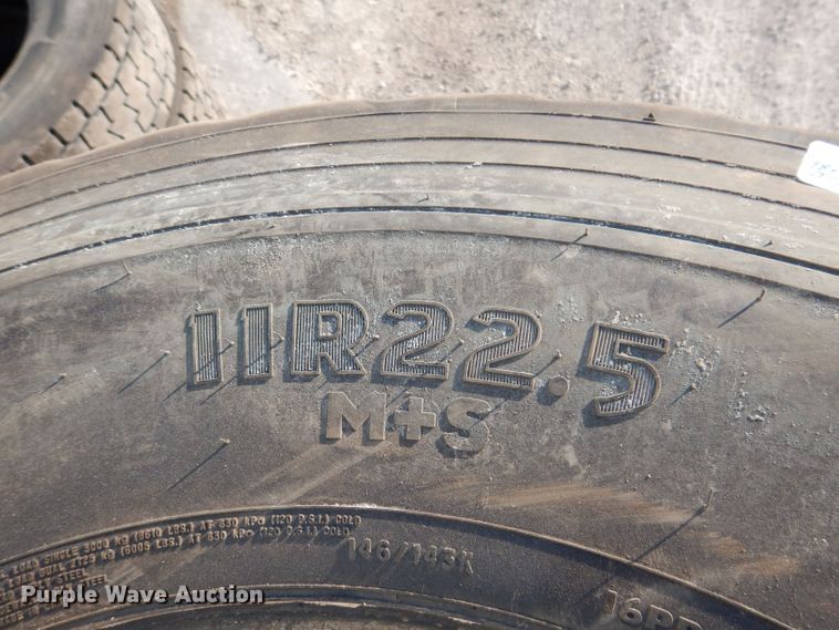image for item KP9437 (6) Roadmaster RM300HH 11R22.5 tires
