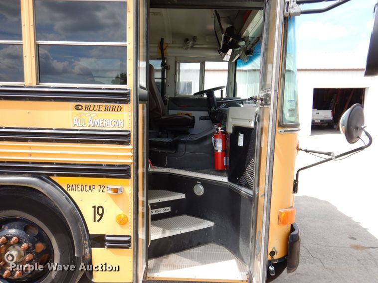 image for item KP9450 2005 Blue Bird  school bus