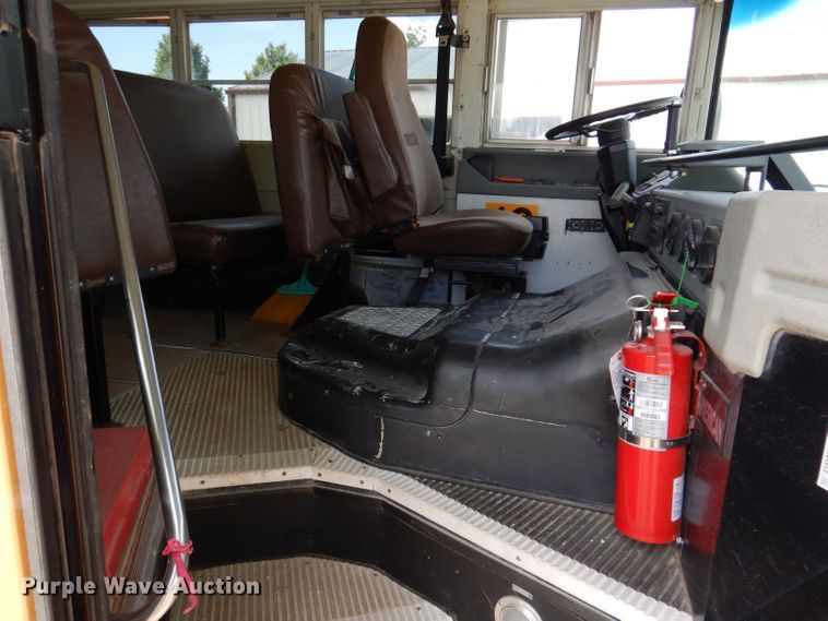 image for item KP9450 2005 Blue Bird  school bus