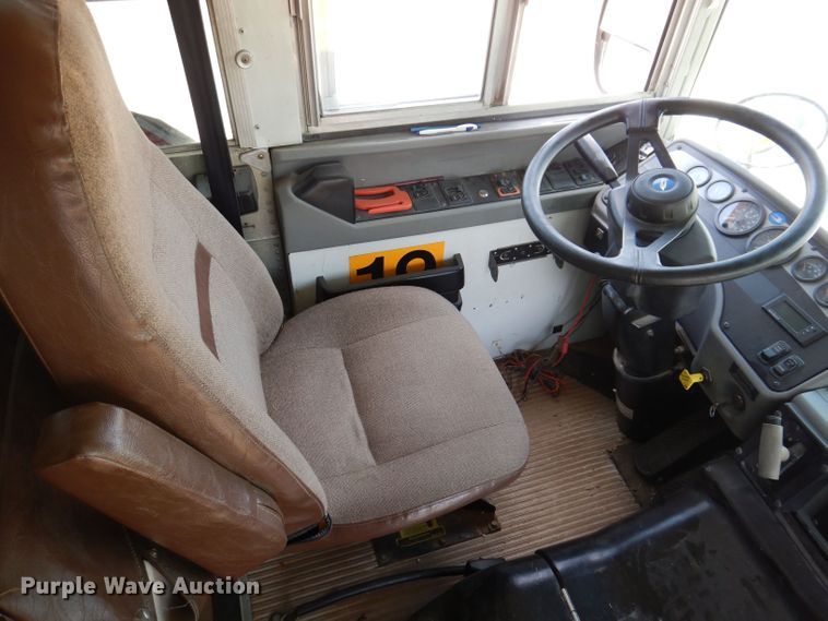 image for item KP9450 2005 Blue Bird  school bus