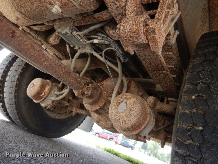 image for item KP9450 2005 Blue Bird  school bus