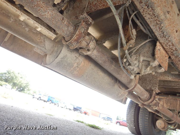 image for item KP9450 2005 Blue Bird  school bus