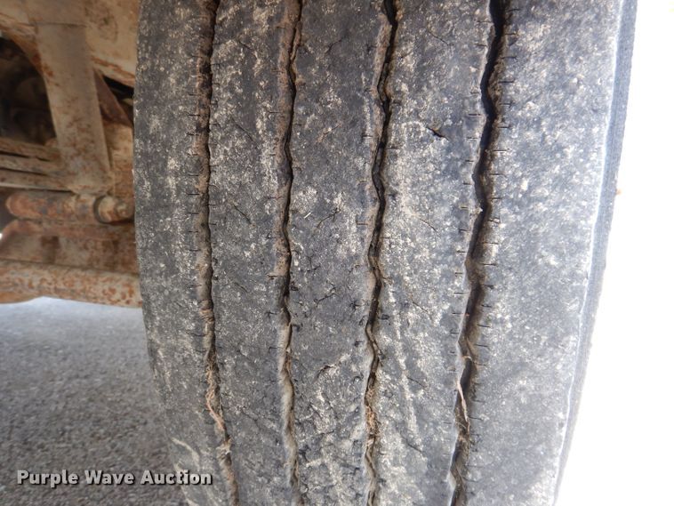 image for item KP9450 2005 Blue Bird  school bus