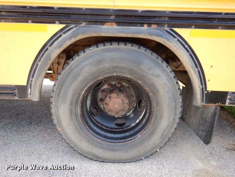 image for item KP9450 2005 Blue Bird  school bus