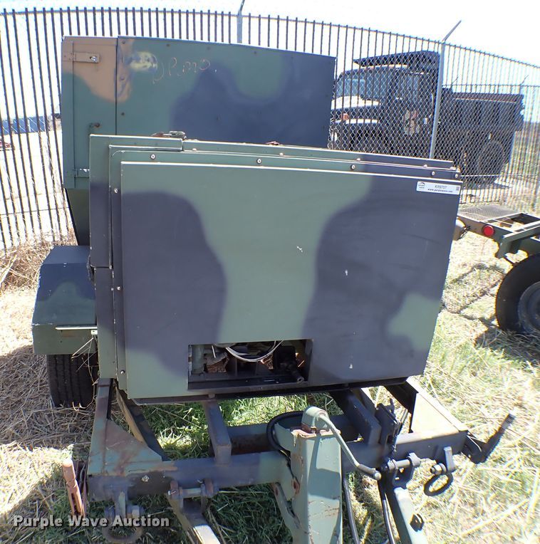 image for item KR9707 1995 US Military MEP701A  generator
