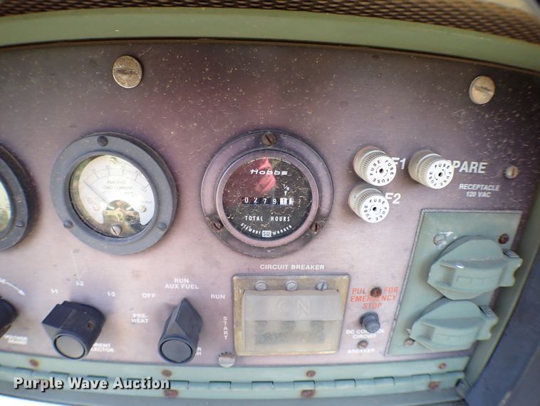 image for item KR9707 1995 US Military MEP701A  generator