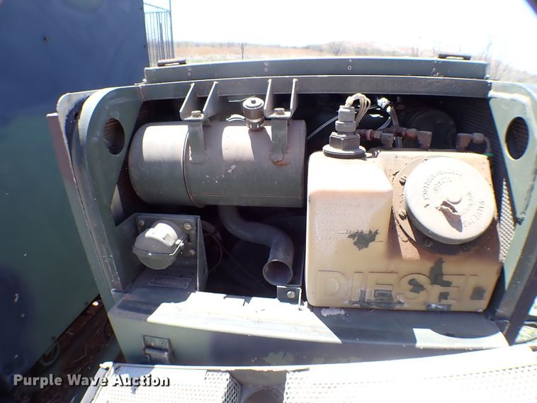 image for item KR9707 1995 US Military MEP701A  generator