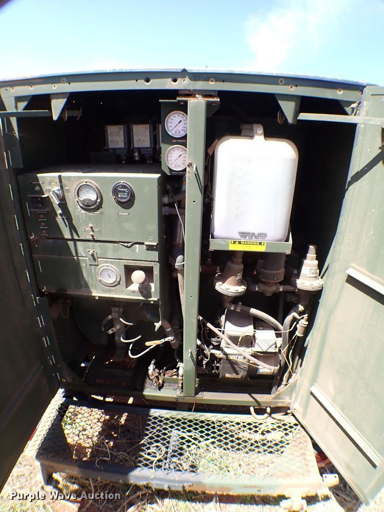 image for item KR9707 1995 US Military MEP701A  generator