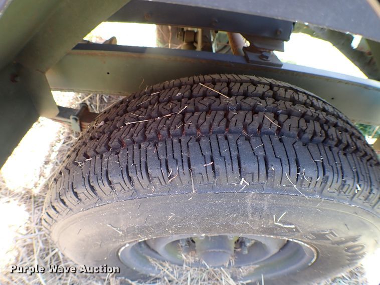 image for item KR9707 1995 US Military MEP701A  generator