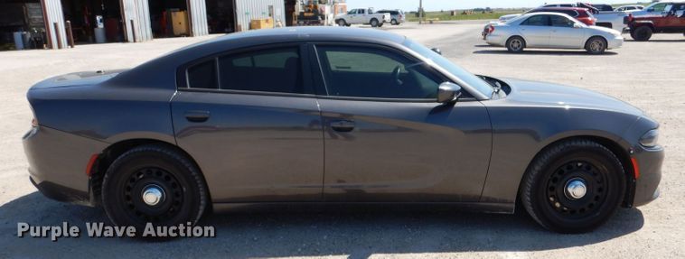 image for item LB9885 2017 Dodge Charger Police