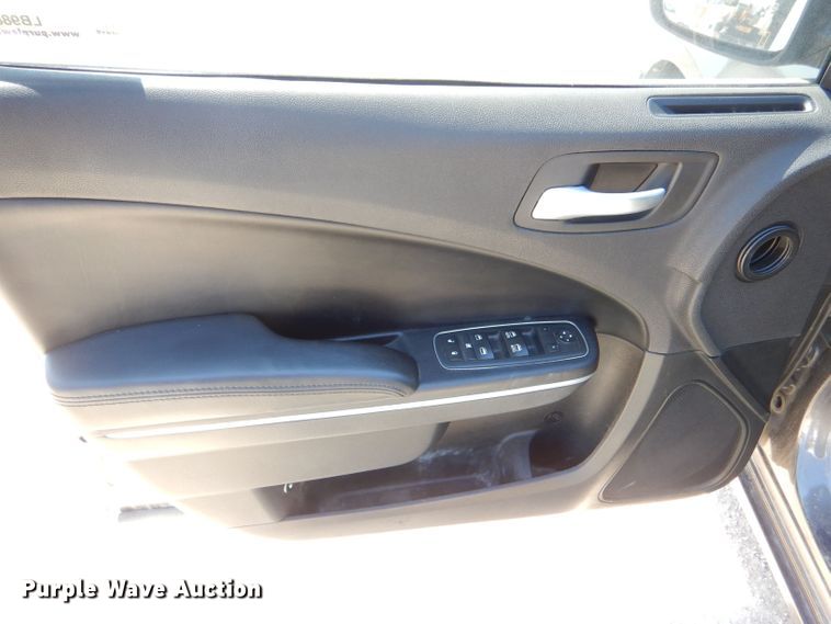 image for item LB9885 2017 Dodge Charger Police