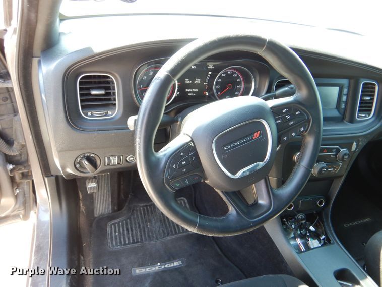 image for item LB9885 2017 Dodge Charger Police