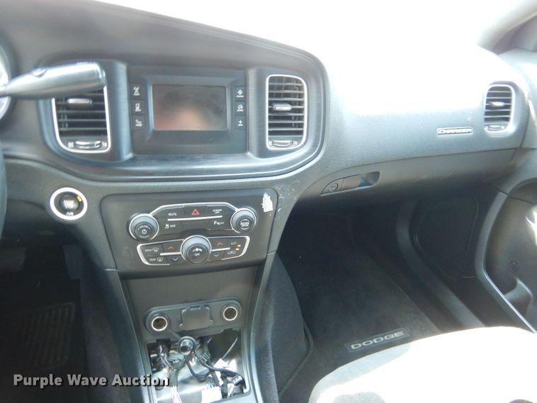 image for item LB9885 2017 Dodge Charger Police