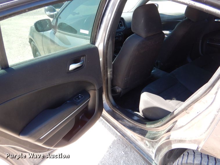 image for item LB9885 2017 Dodge Charger Police