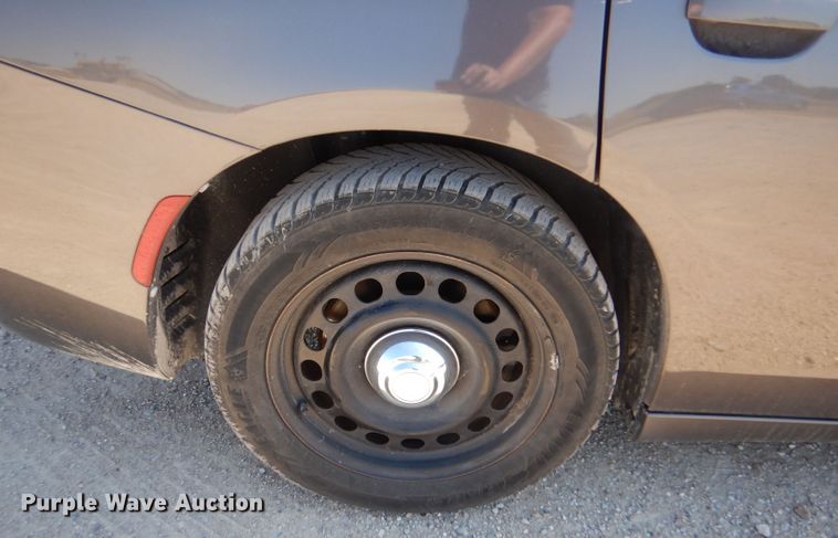 image for item LB9885 2017 Dodge Charger Police