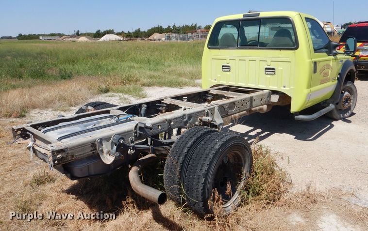 image for item LB9887 2007 Ford F550  truck cab and chassis