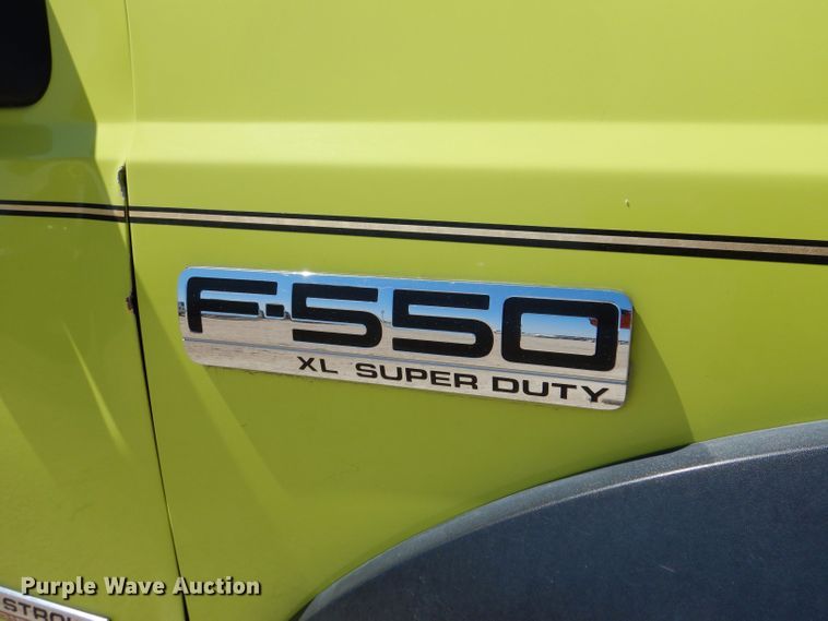 image for item LB9887 2007 Ford F550  truck cab and chassis