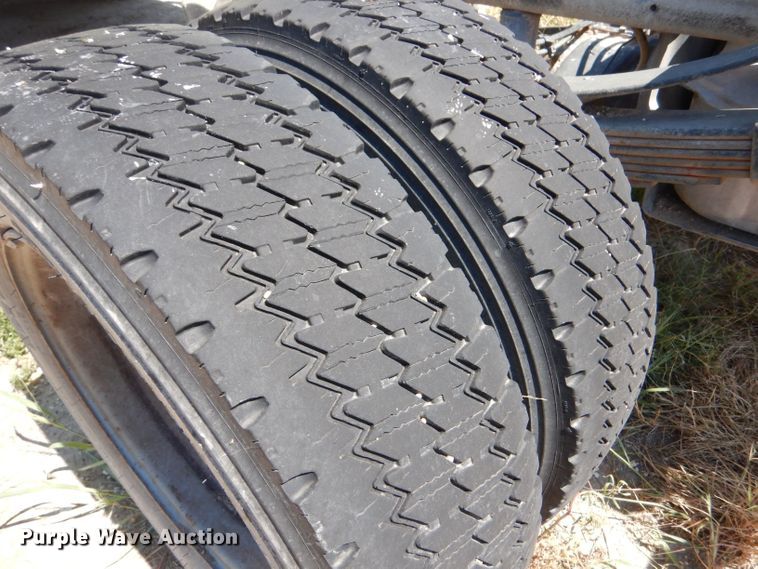 image for item LB9887 2007 Ford F550  truck cab and chassis