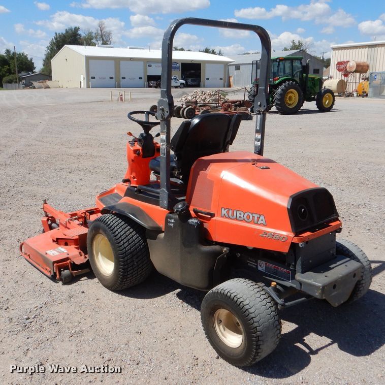 image for item LB9945 Kubota F2880  lawn mower