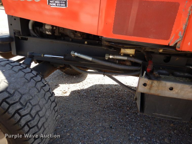 image for item LB9945 Kubota F2880  lawn mower