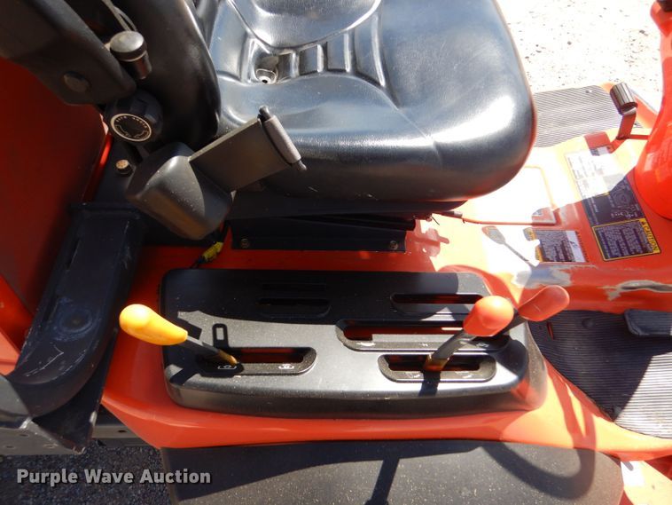 image for item LB9945 Kubota F2880  lawn mower