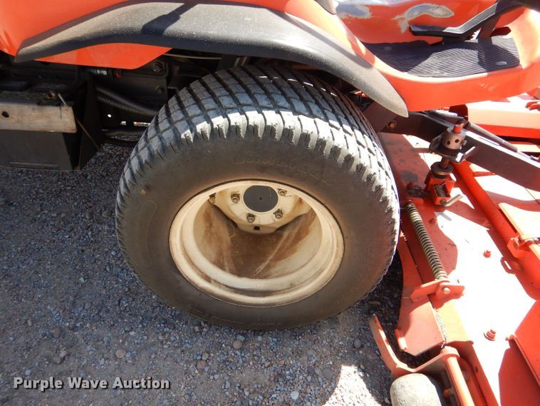 image for item LB9945 Kubota F2880  lawn mower