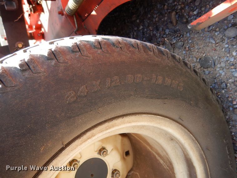 image for item LB9945 Kubota F2880  lawn mower