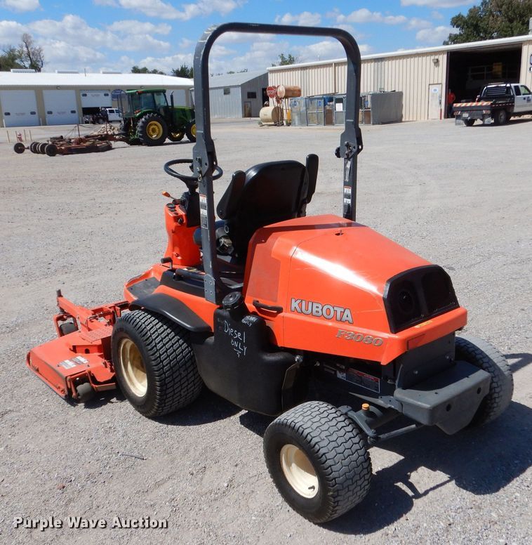 image for item LB9946 Kubota F3080  lawn mower
