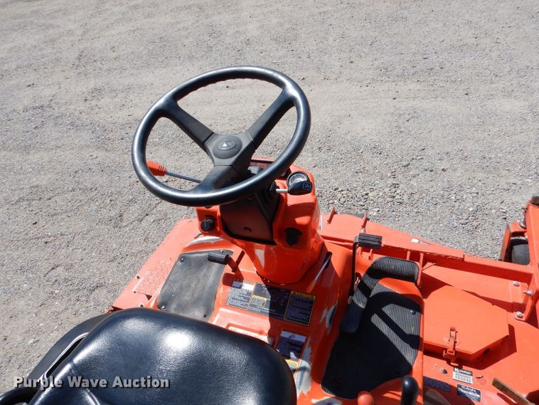 image for item LB9946 Kubota F3080  lawn mower