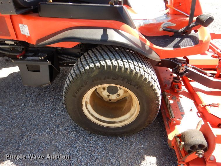 image for item LB9946 Kubota F3080  lawn mower