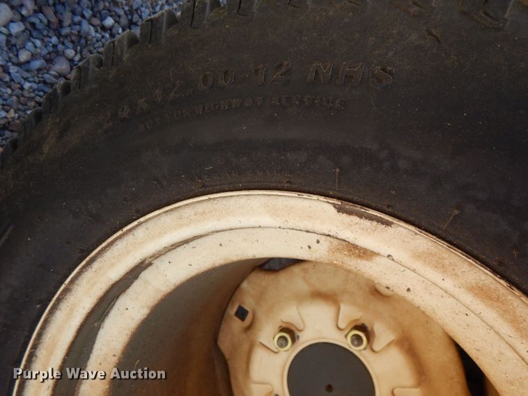 image for item LB9946 Kubota F3080  lawn mower