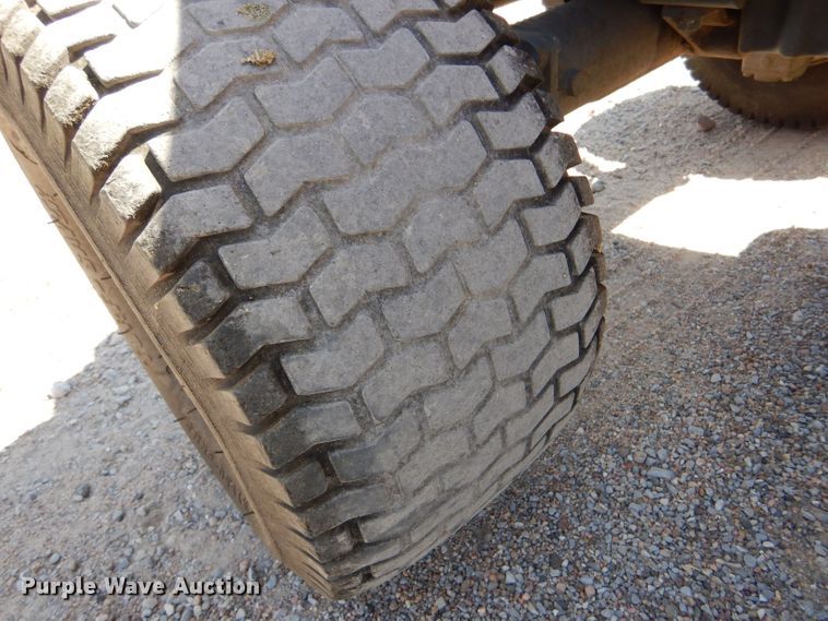 image for item LB9946 Kubota F3080  lawn mower