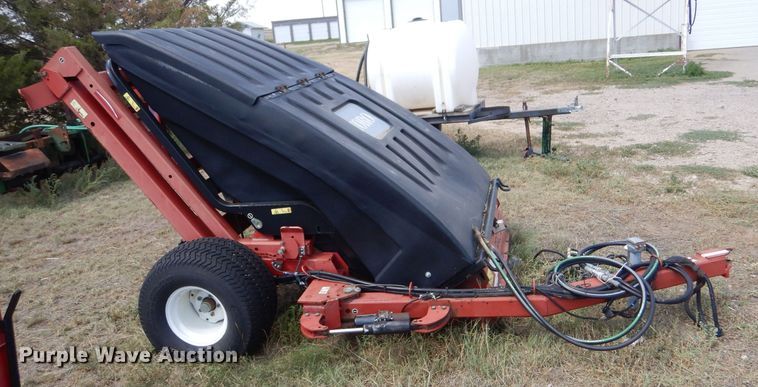 image for item LB9950 Toro Pro Sweep 5200  sweeper